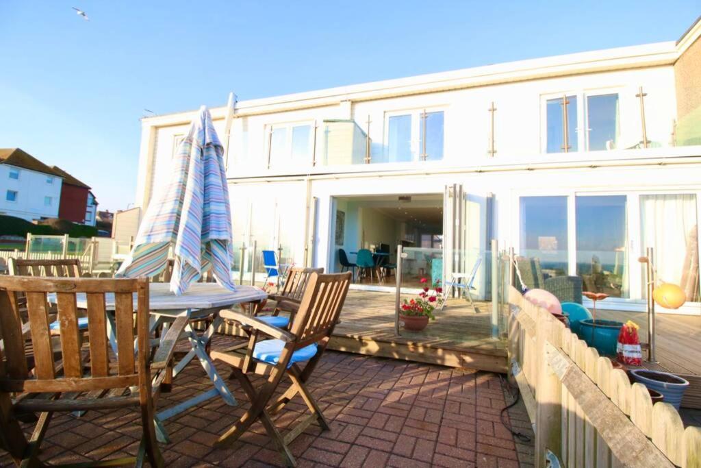 Serenity "Your Calm Seafront Retreat" By Air Premier Seaford Kültér fotó