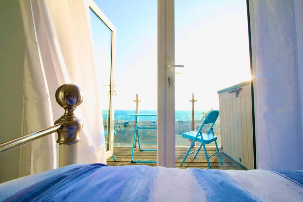 Serenity "Your Calm Seafront Retreat" By Air Premier Seaford Kültér fotó